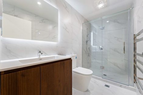 Photo of property in 37c Corunna Road, Milford, Auckland, 0620
