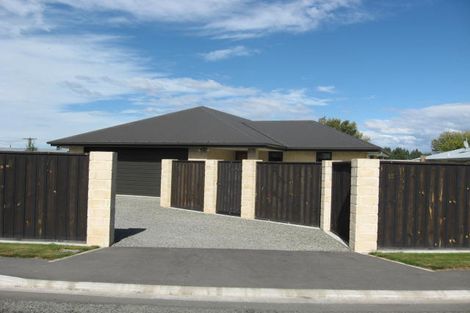 Photo of property in 10 South Terrace Road, Geraldine, 7930