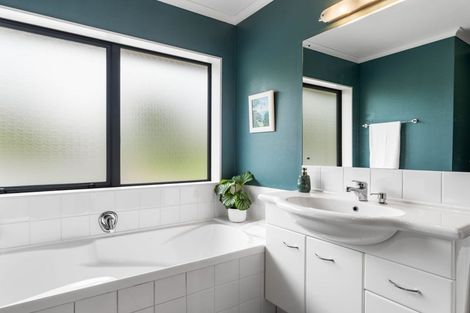 Photo of property in 63a Farquharson Road, Ararimu, Papakura, 2583