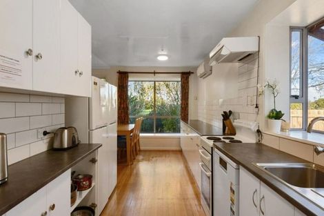 Photo of property in 31 Balrudry Street, Avonhead, Christchurch, 8042