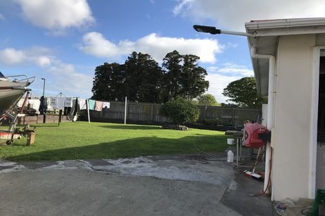 Photo of property in 502 Don Buck Road, Massey, Auckland, 0614