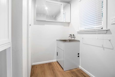 Photo of property in 4 Masham Road, Broomfield, Christchurch, 8042