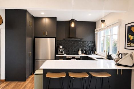 Photo of property in 20 Aorangi Road, Bryndwr, Christchurch, 8053
