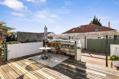 Photo of property in 12b Robertson Street, Glenholme, Rotorua, 3010