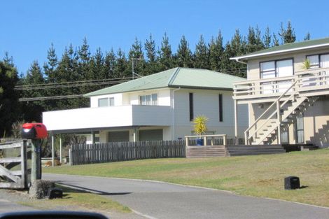 Photo of property in 10 Asher Avenue, Motuoapa, 3382