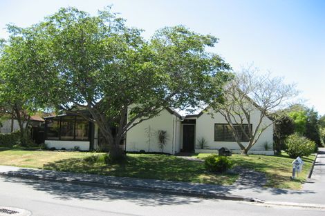 Photo of property in 10 Kingham Place, Avonhead, Christchurch, 8042