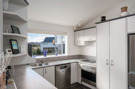 Photo of property in 43 Chapman Street, Johnsonville, Wellington, 6037