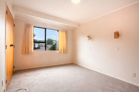 Photo of property in 66c Main Road, Titahi Bay, Porirua, 5022
