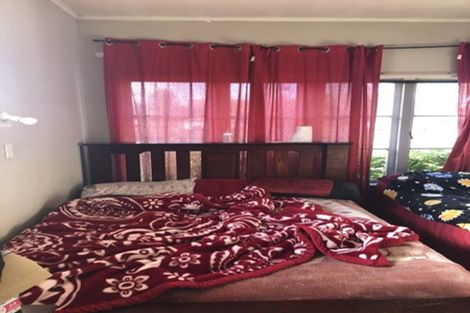 Photo of property in 33a Great South Road, Papatoetoe, Auckland, 2025