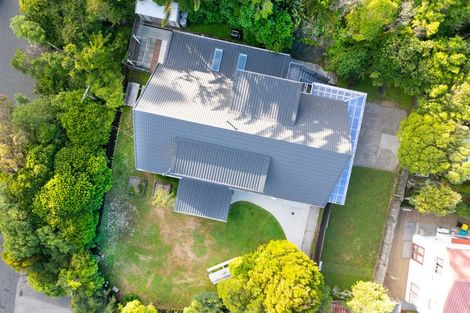 Photo of property in 28 Black Rock Road, Newlands, Wellington, 6037