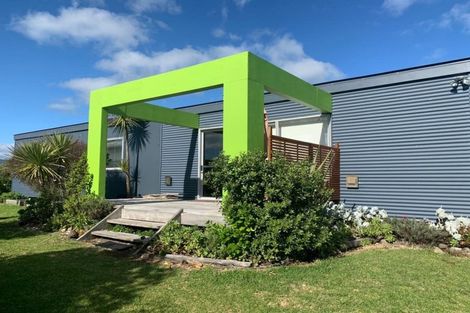 Photo of property in 22 Babbacombe Avenue, Otaki Beach, Otaki, 5512
