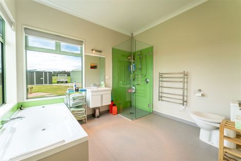 Photo of property in 591 Pleasant Point Highway, Levels, Timaru, 7975