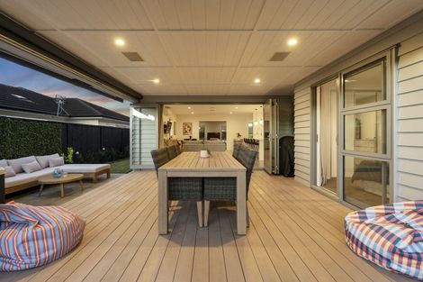 Photo of property in 71 Pohutukawa Parade, Riverhead, 0820