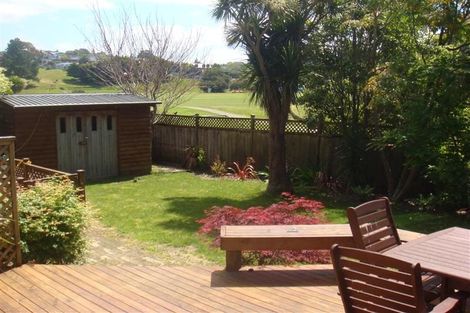 Photo of property in 2/25 Glencoe Road, Browns Bay, Auckland, 0630