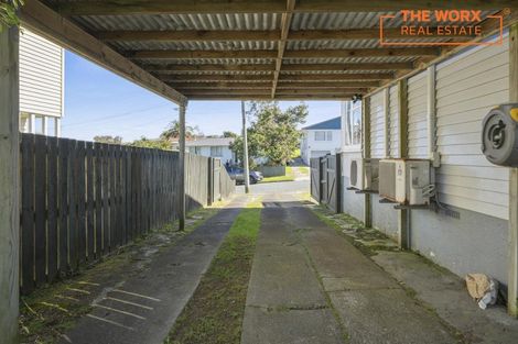 Photo of property in 136a Dimock Street, Titahi Bay, Porirua, 5022