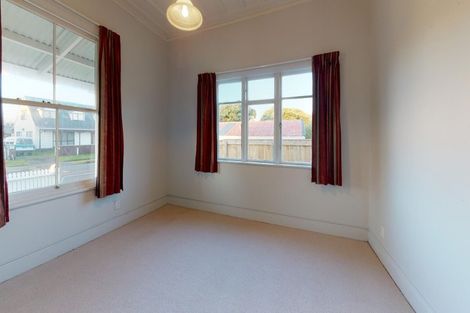 Photo of property in 83 Hinau Street, Castlecliff, Whanganui, 4501