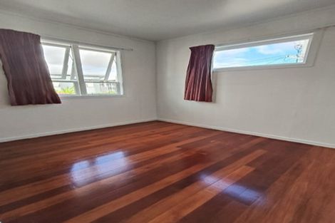 Photo of property in 1/28 Tonar Street, Northcote, Auckland, 0627