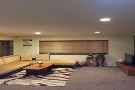 Photo of property in 22 Delmont Close, East Tamaki Heights, Auckland, 2016