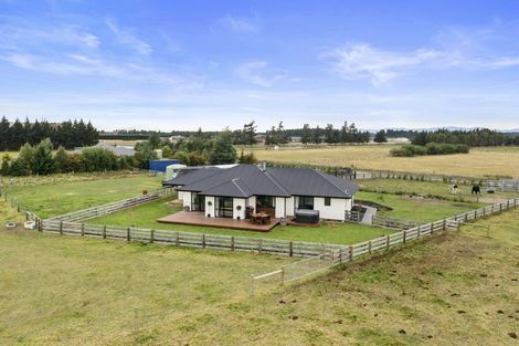 Photo of property in 174 Swamp Road, Loburn, Rangiora, 7472