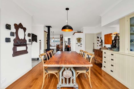 Photo of property in 16 Tregarth Street, Saint Johns Hill, Whanganui, 4501