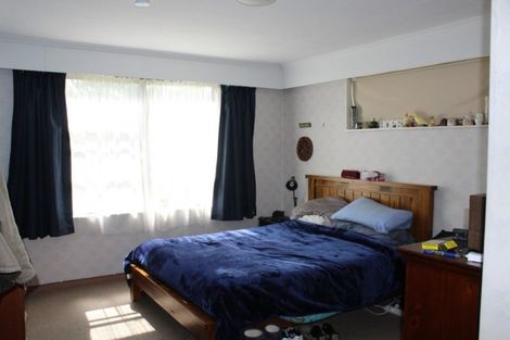 Photo of property in 16 Grant Street, Dannevirke, 4930