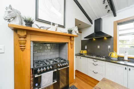 Photo of property in 5 Queen Street, Feilding, 4702