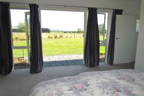 Photo of property in 212 Caveland Road, Te Whiti, Masterton, 5884