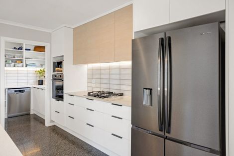 Photo of property in 116 Stratford Drive, Cable Bay, 0420