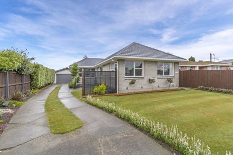 Photo of property in 39 Denise Crescent, Hornby, Christchurch, 8042