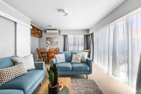 Photo of property in 2/6 Russell Road, Marewa, Napier, 4110