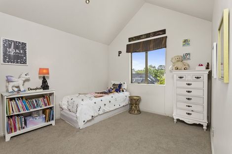 Photo of property in 24 Rame Road, Greenhithe, Auckland, 0632