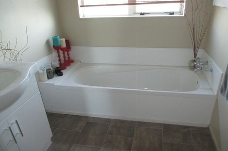 Photo of property in 15a Satori Way, Feilding, 4775