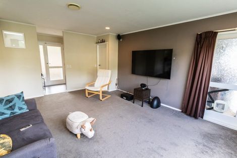 Photo of property in 6 Debra Way, Karori, Wellington, 6012