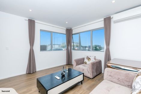 Photo of property in 13 Tihema Lane, Westgate, Auckland, 0614