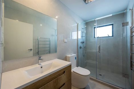 Photo of property in 14 Whakato Avenue, Kumeu, 0810