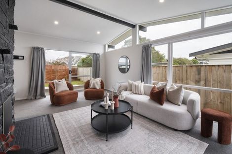 Photo of property in 9 Abraham Crescent, Milson, Palmerston North, 4414