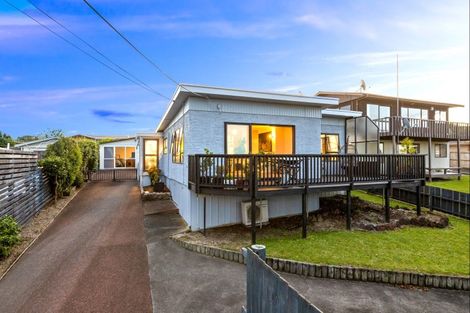 Photo of property in 63 Brightside Road, Stanmore Bay, Whangaparaoa, 0932