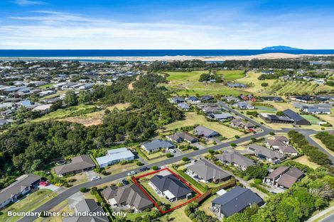 Photo of property in 13 Park Avenue, Mangawhai Heads, Mangawhai, 0505