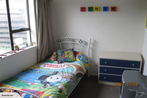 Photo of property in 15a Craddock Street, Waterloo, Lower Hutt, 5011