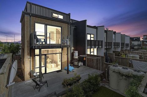 Photo of property in 180 Hobsonville Point Road, Hobsonville, Auckland, 0616