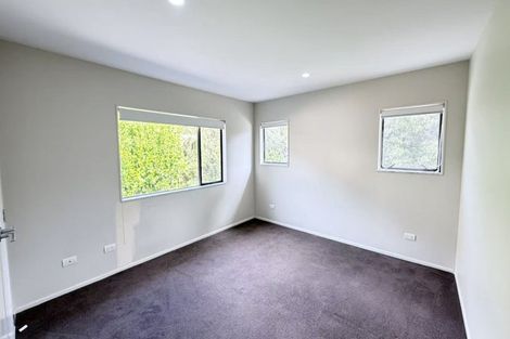 Photo of property in 9 Amber Glen, Albany, Auckland, 0632