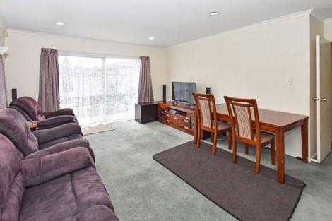 Photo of property in 5 Adair Place, Weymouth, Auckland, 2103