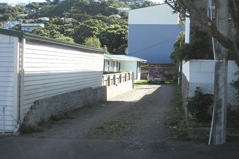 Photo of property in 24a Stanley Street, Berhampore, Wellington, 6023