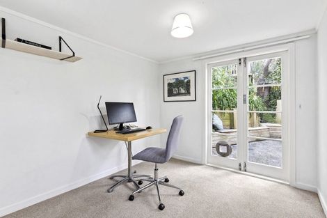 Photo of property in 29b North Terrace, Kelburn, Wellington, 6012
