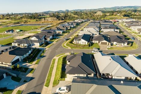Photo of property in 2 Rotomanu Place, Pyes Pa, Tauranga, 3112