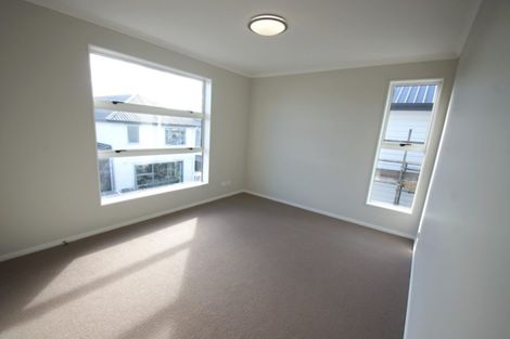 Photo of property in 10 Vincent Lane, Hobsonville, Auckland, 0616