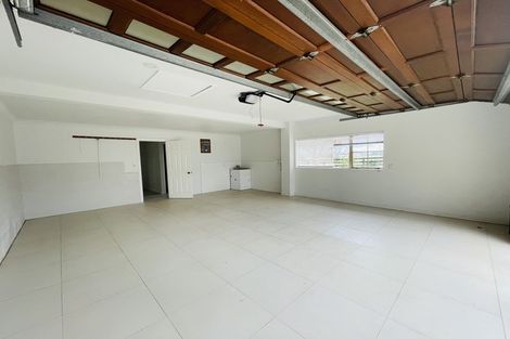 Photo of property in 11 Bream Revel Way, Karaka, Papakura, 2580