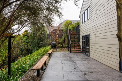 Photo of property in 7 Hillgrove Place, Fitzherbert, Palmerston North, 4410