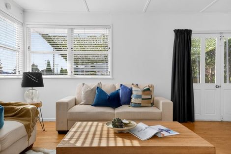 Photo of property in 62 Valentine Street, Papakura, 2110