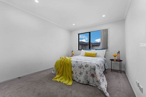 Photo of property in 95b Raglan Street, Mangere East, Auckland, 2024